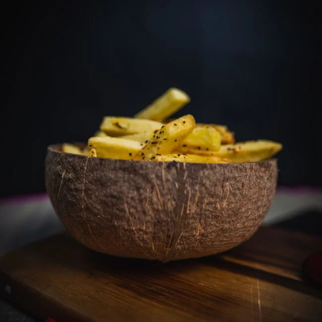 PATATAS DEL PECADOR: patatas caseras con queso cheddar fundido y bacon bits